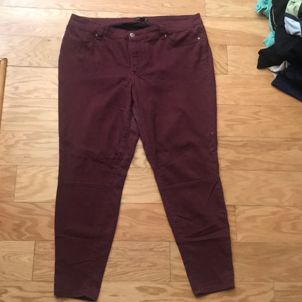 Burgundy stretch jeans